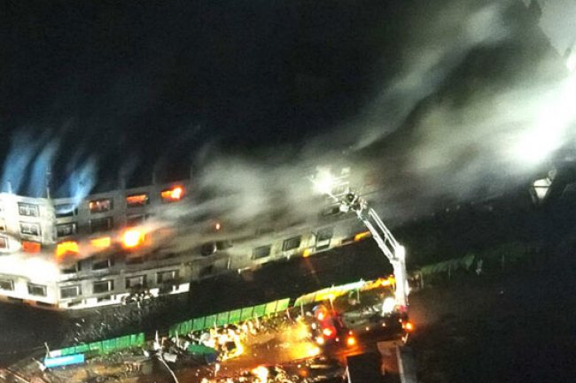 52 KILLED IN BANGLADESH FACTORY INFERNO, PAKISTAN CONDOLES DEATHS