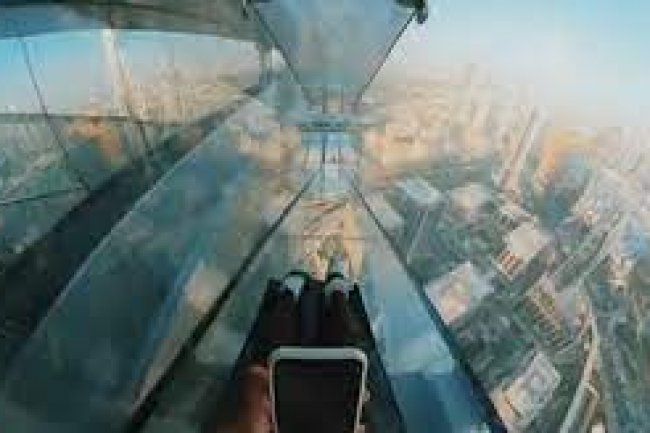 Dubai: Glass skywalk coming up near Burj Khalifa